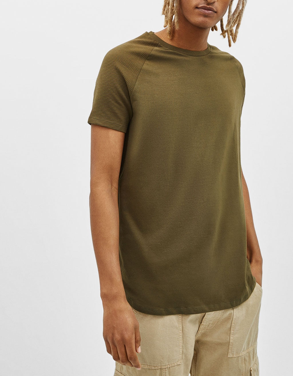 Raglan sleeve T-shirt 1 Raglan sleeve T-shirt