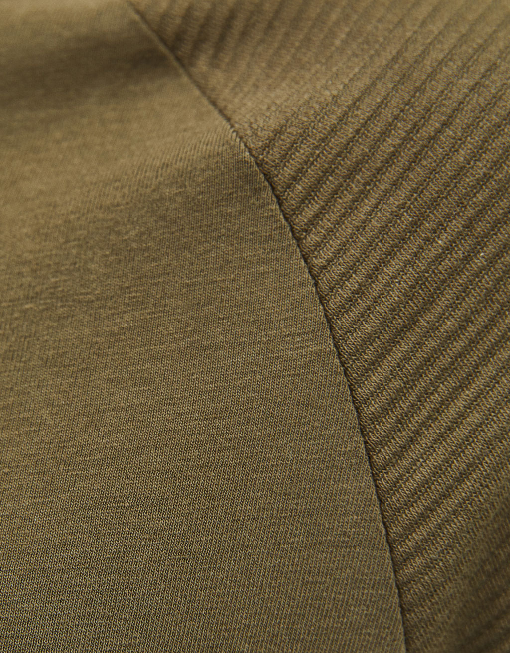 Raglan sleeve T-shirt 5 Raglan sleeve T-shirt